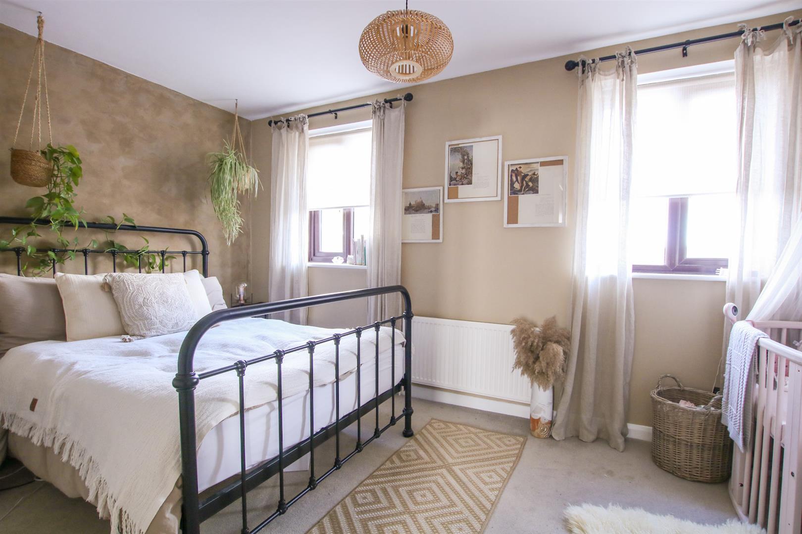 Surrey Close, Framlingham Gallery Image